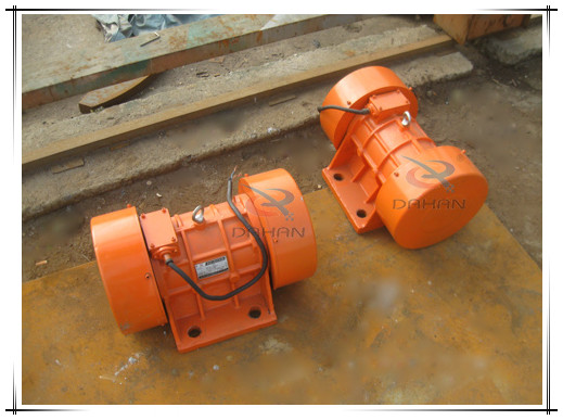 振動(dòng)電機(jī)